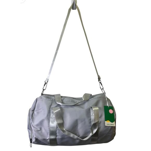 Halara weekender & duffle medium size bag NEW(29.95) - Picture 2 of 4